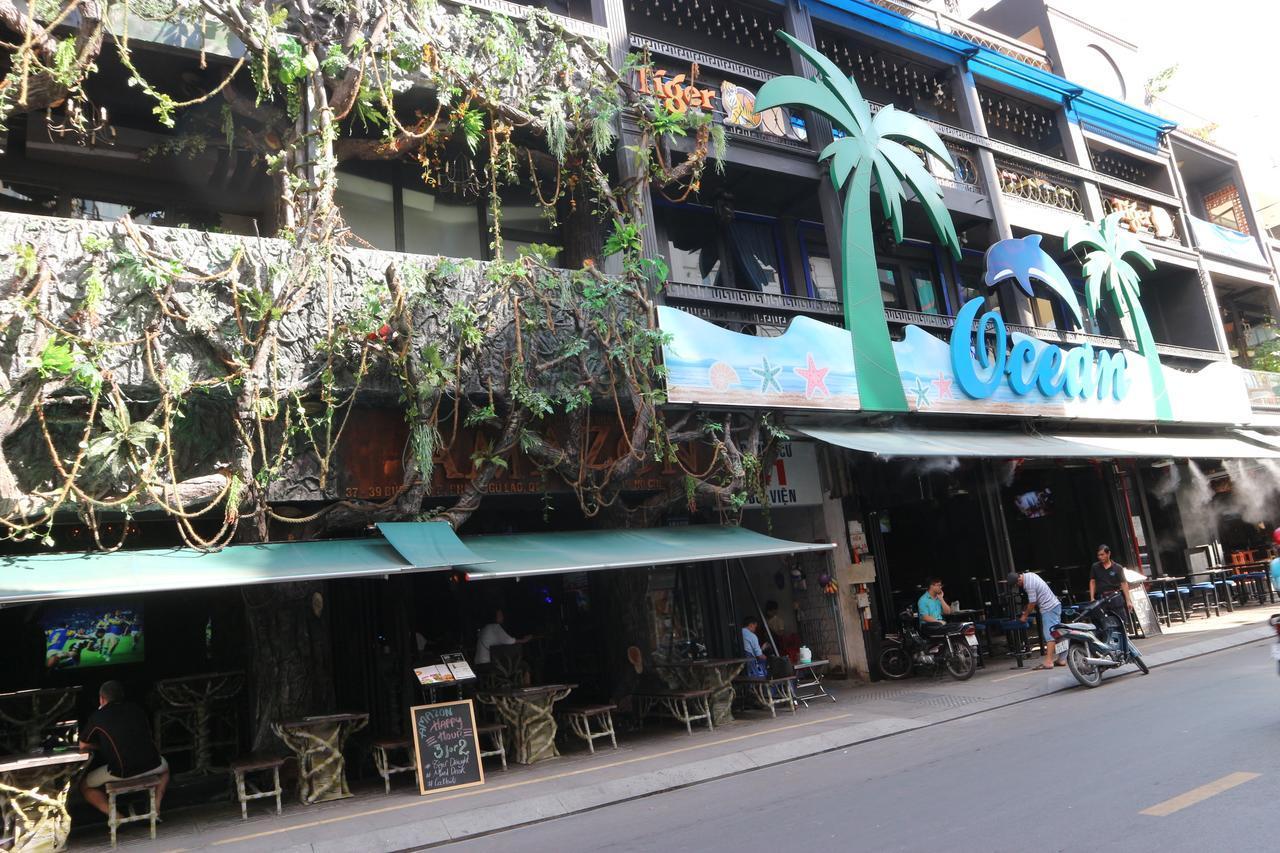 Long Hostel Ho Chi Minh City Exterior photo